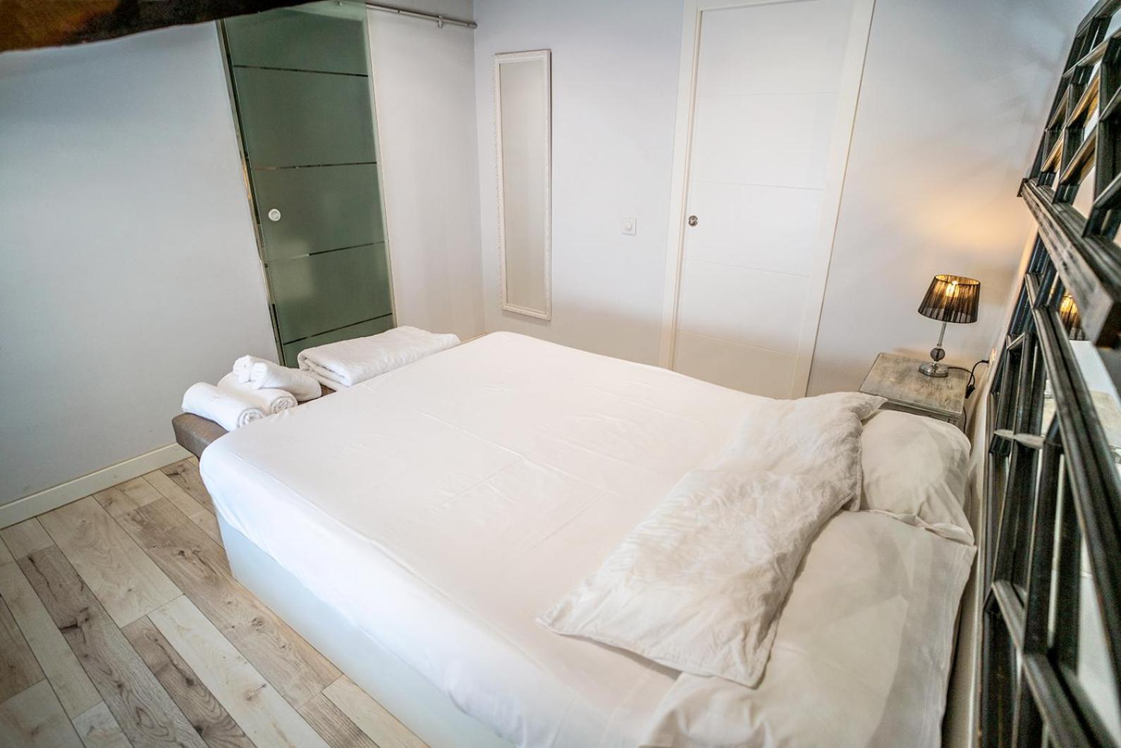 瓦伦西亚Atico Con Terraza Y Jacuzzi En El Centro公寓 客房 照片